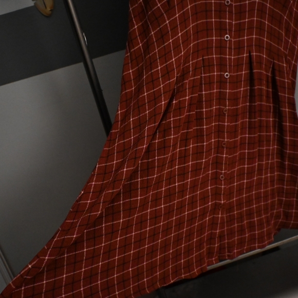 Torrid plaid flounce button up dress - Picture 4 of 5